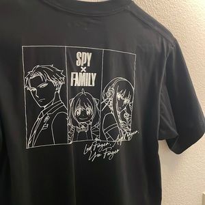 Uniqlo UT x SpyxFamily graphic tee women size XXS black